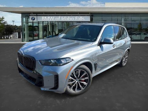 Used 2024 BMW X5 xDrive50e w/ M Sport Package AWD/4WD image 6
