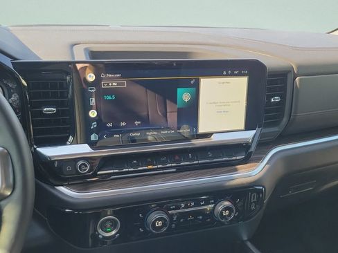 Used 2022 Chevrolet Silverado 1500 RST AWD/4WD image 15