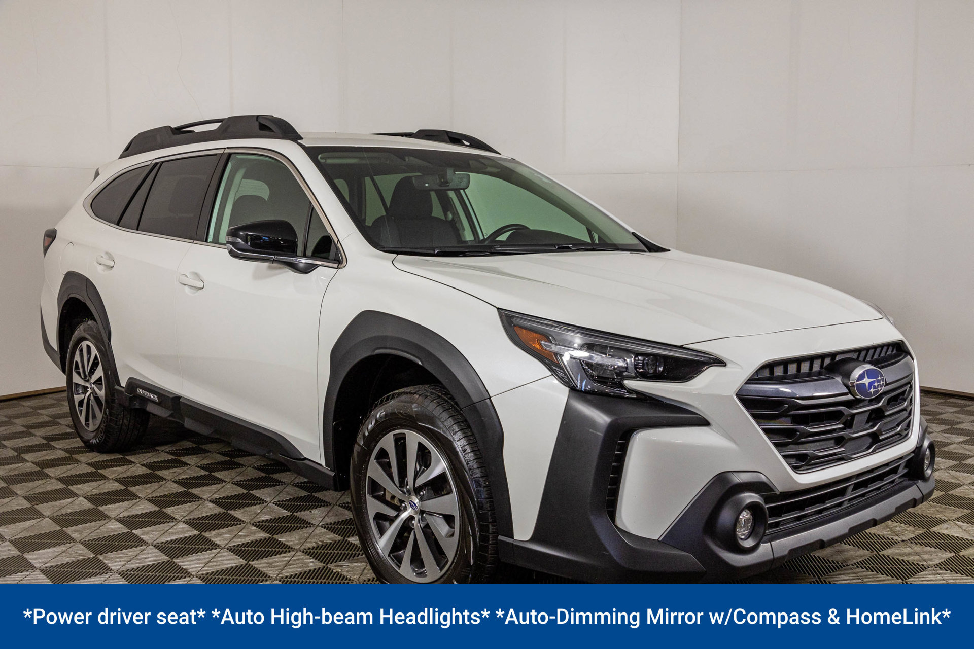 Used 2025 Subaru Outback Premium AWD/4WD image 11