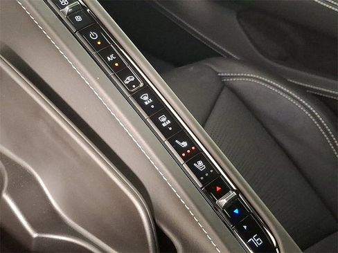 Used 2021 Chevrolet Corvette Stingray Premium Conv w/ Battery Protection Package image 20