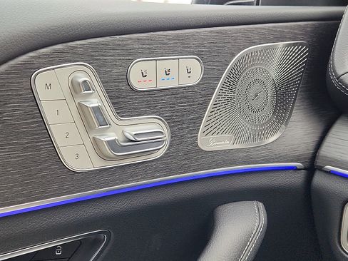 New 2026 Mercedes-Benz GLS 450 4MATIC image 17