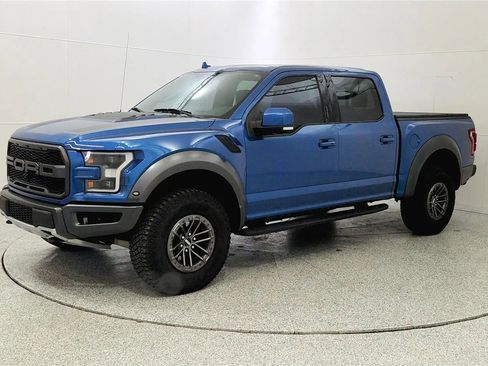 Used 2019 Ford F150 Raptor w/ Equipment Group 802A Luxury image 3