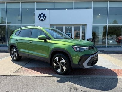 Certified 2025 Volkswagen Taos SE