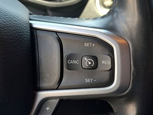 Used 2020 RAM 1500 Big Horn AWD/4WD image 22