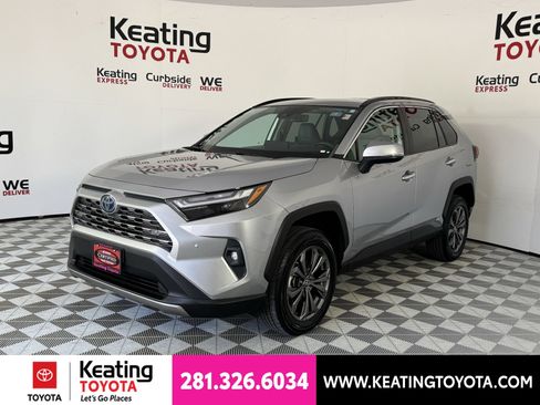 Certified 2022 Toyota RAV4 Limited AWD/4WD image 10