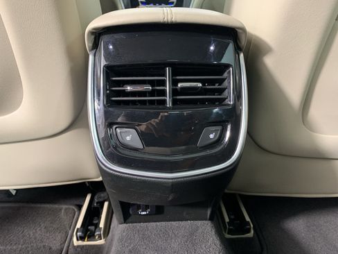 Used 2018 Cadillac XTS Luxury FWD image 31