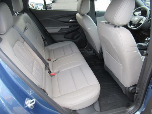 Used 2024 Buick Envista Avenir FWD image 29