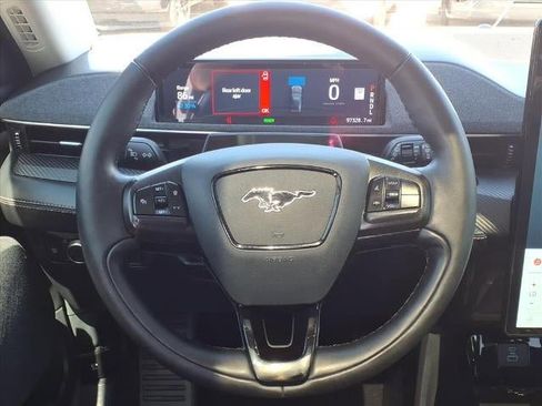 Used 2021 Ford Mustang Mach-E Premium image 20