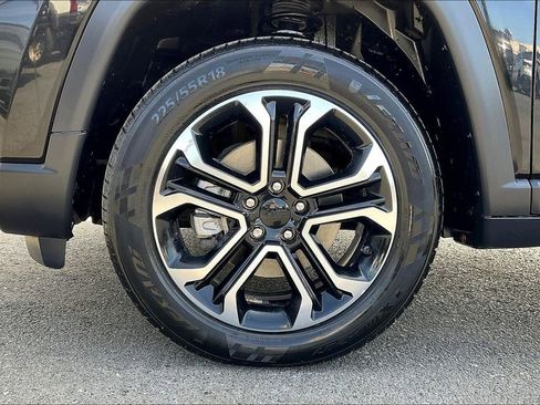 Used 2022 Jeep Compass Limited AWD/4WD image 34