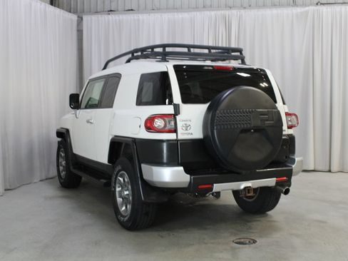 Used 2013 Toyota FJ Cruiser 4WD w/ Upgrade Pkg image 22