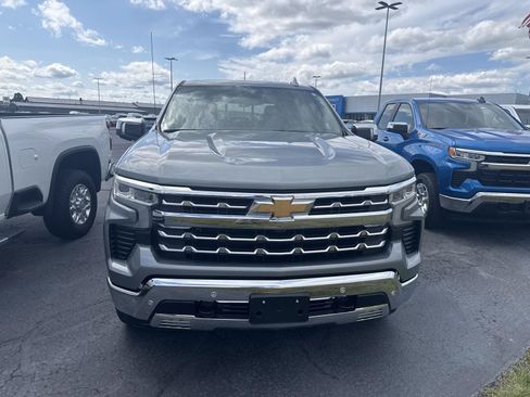 Used 2024 Chevrolet Silverado 1500 LTZ w/ LTZ Premium Package AWD/4WD image 6