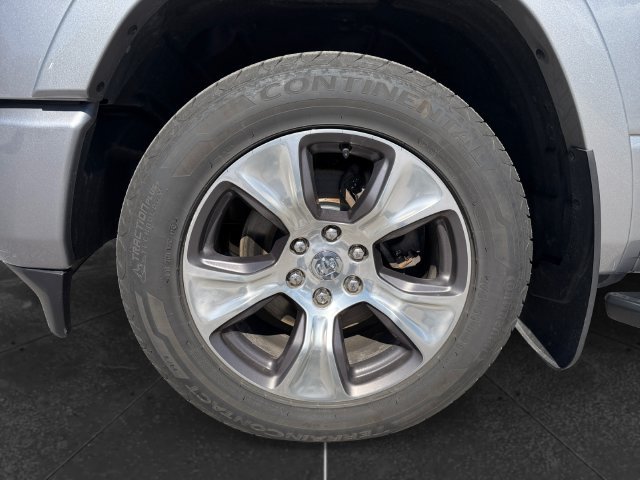 Used 2021 RAM 1500 Laramie AWD/4WD image 14
