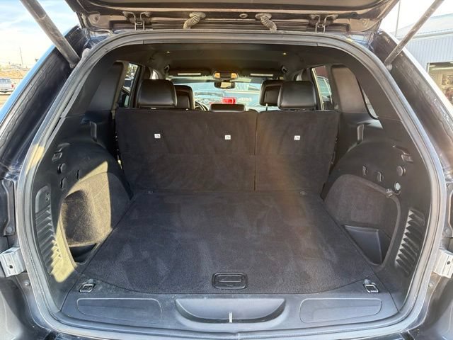 Used 2018 Jeep Grand Cherokee Altitude AWD/4WD image 28