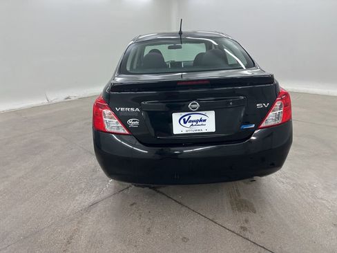 Used 2014 Nissan Versa SV image 10