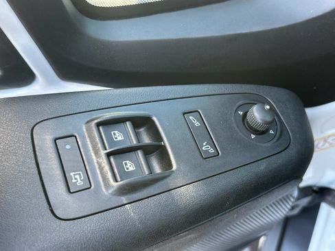 Used 2026 RAM ProMaster 2500 w/ Convenience Group FWD image 11