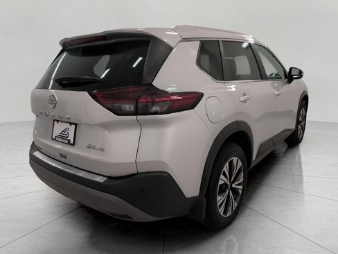 Used 2023 Nissan Rogue SV w/ SV Premium B Package AWD/4WD image 6