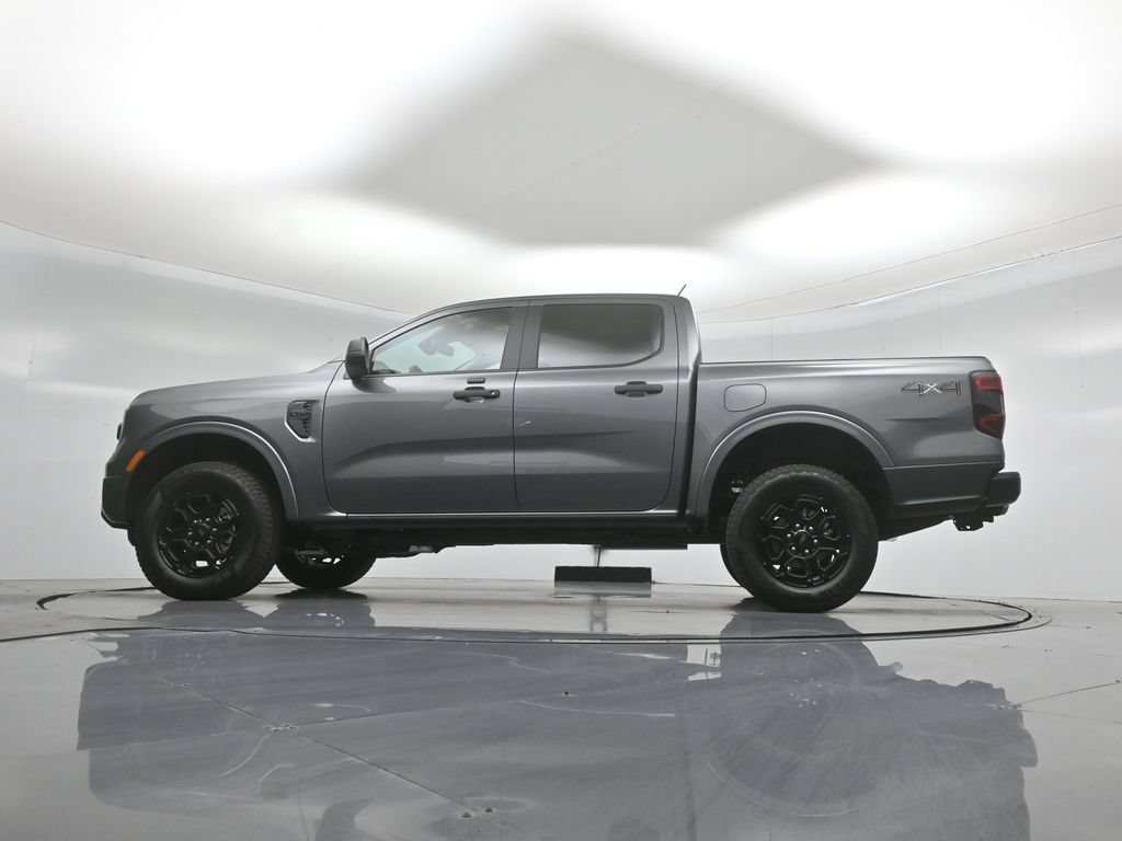 New 2026 Ford Ranger XLT w/ Black Appearance Package AWD/4WD image 47
