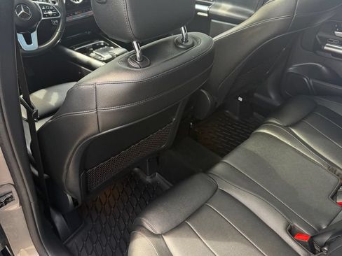 Used 2021 Mercedes-Benz GLA 250 4MATIC image 9