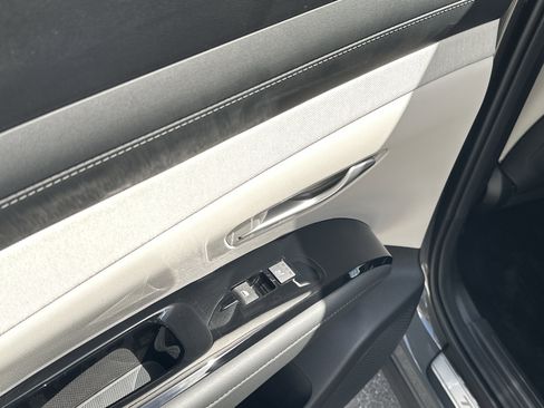 New 2026 Hyundai Tucson Limited FWD image 14