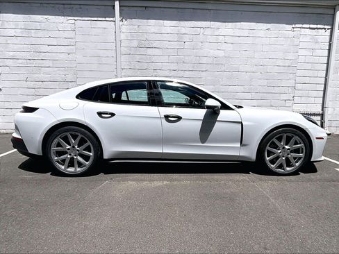 New 2026 Porsche Panamera 4 AWD/4WD image 6
