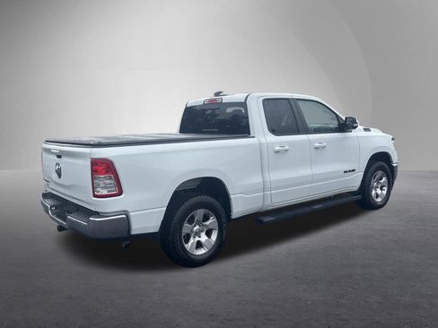 Used 2022 RAM 1500 Big Horn AWD/4WD image 3