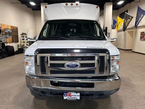 Used 2015 Ford E-350 and Econoline 350 Super Duty image 3