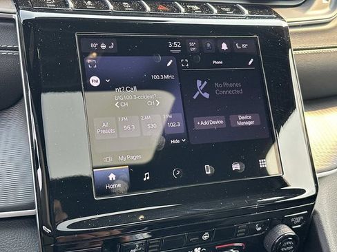 Used 2024 Jeep Grand Cherokee L Altitude image 21