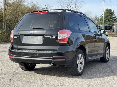 Used 2015 Subaru Forester 2.5i Premium w/ All-Weather Package image 5