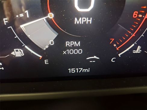 Used 2026 GMC Acadia Elevation w/ Elevation Premium Package AWD/4WD image 35