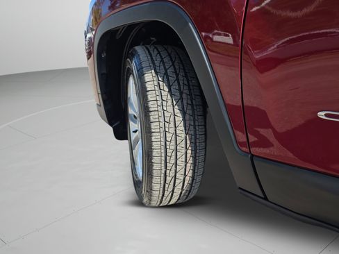 Used 2021 Jeep Cherokee Latitude image 59