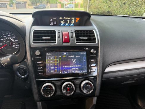 Used 2016 Subaru Forester 2.5i Touring w/ Eyesight & Navigation System image 29