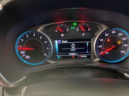 Used 2018 Chevrolet Equinox Premier FWD image 14