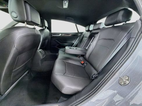 Used 2023 Volkswagen Arteon SE FWD image 23