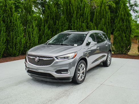 Used 2019 Buick Enclave Avenir w/ Trailering Package, 5000 lbs. FWD image 5