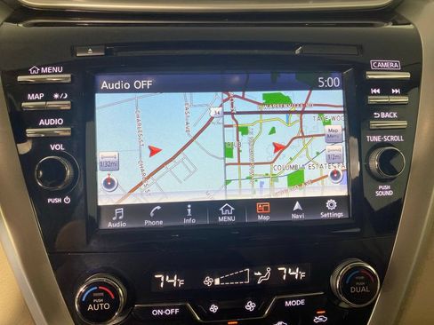 Used 2015 Nissan Murano Platinum w/ Platinum Technology Package AWD/4WD image 19