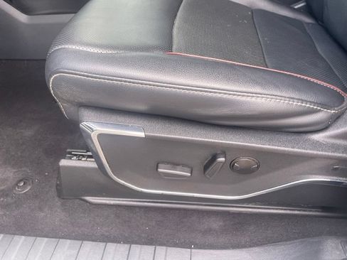 Used 2023 Ford F150 Lariat AWD/4WD image 10