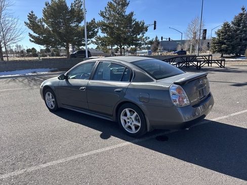 Used 2004 Nissan Altima 3.5 SE w/ Leather Sport Pkg image 5