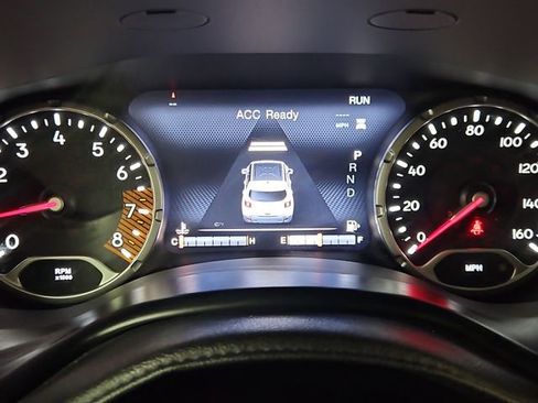 Used 2021 Jeep Renegade Latitude w/ Luxury Group I AWD/4WD image 43