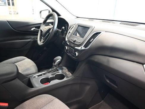 Certified 2024 Chevrolet Equinox LT FWD image 13