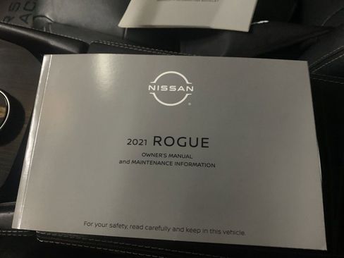 Used 2021 Nissan Rogue SL image 33