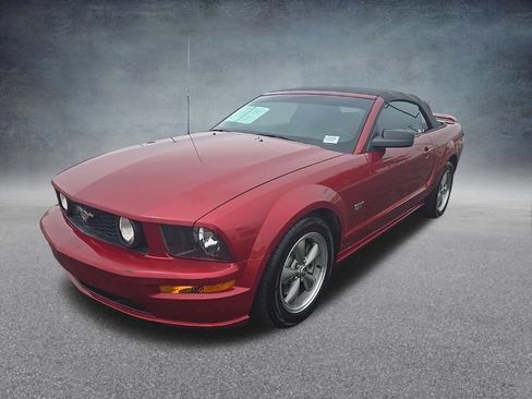Used 2006 Ford Mustang GT Premium RWD image 7