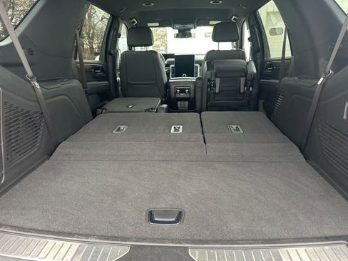 Used 2025 GMC Yukon Denali AWD/4WD image 58