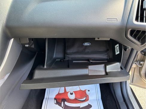 Used 2018 Ford Focus Titanium image 41