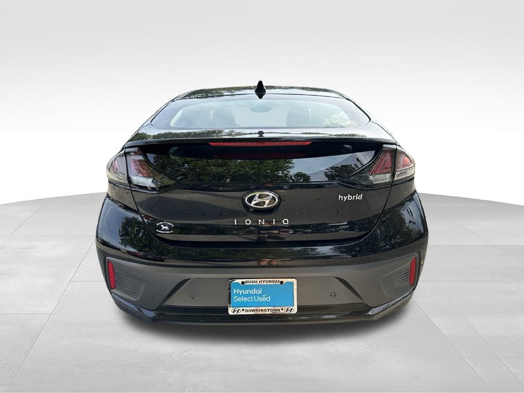 Used 2020 Hyundai Ioniq Limited FWD image 6
