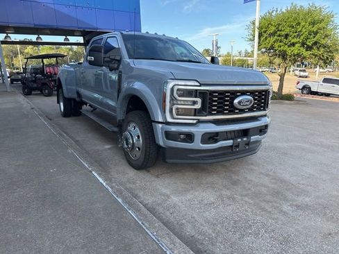 Used 2026 Ford F450 Platinum image 2