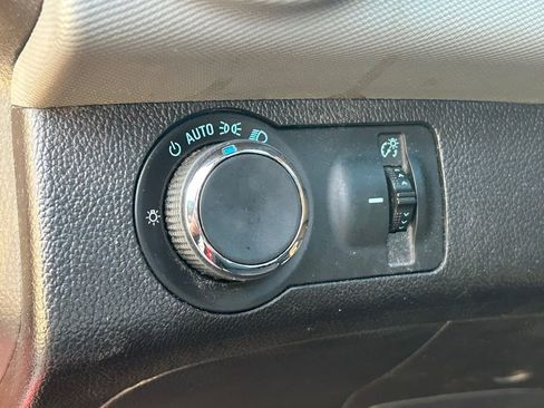 Used 2014 Chevrolet Sonic LT image 17