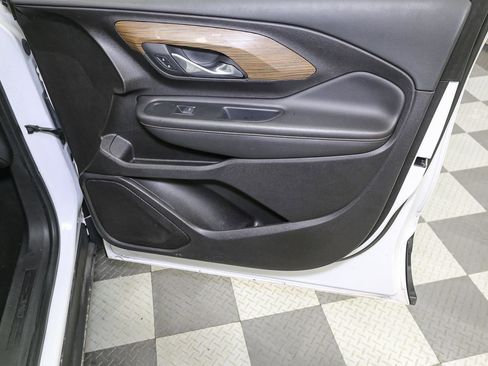 Used 2018 GMC Terrain SLE image 20