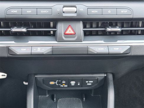New 2025 Kia K4 GT-Line Turbo image 14