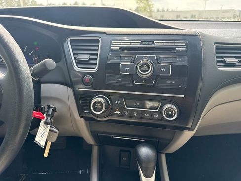 Used 2013 Honda Civic EX image 17