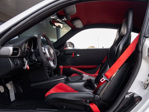 Used 2011 Porsche 911 GT3 RS 4.0 image 38